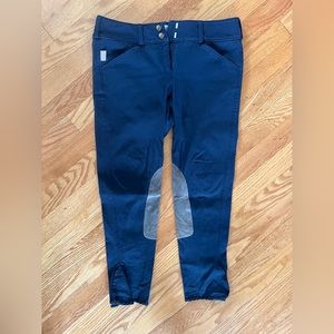 18 R Black and Blue with Vintage Patch Tailored Sportsman Trophy Hunter